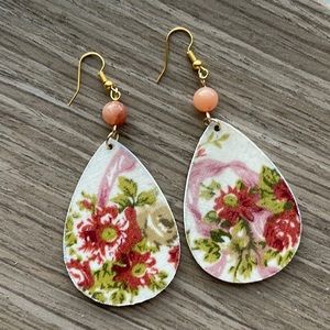 PRETTY IN PINK Collection

By Cozy Cottage

Handmade.